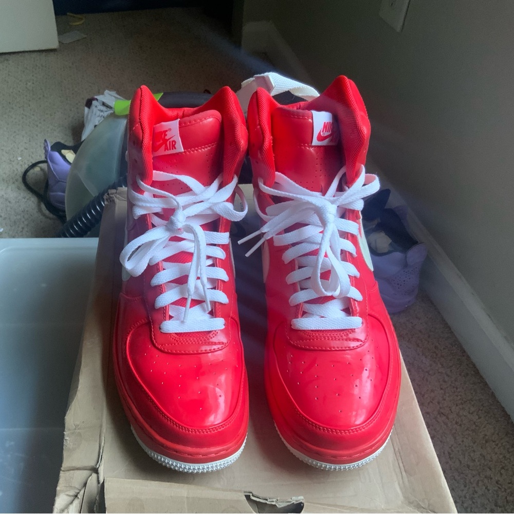 Women's Nike Air Feather Hi Premium Size 10